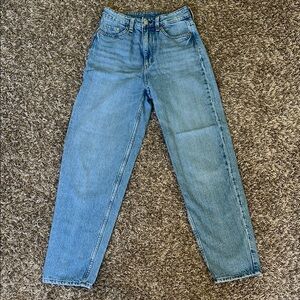 H&M Light Blue Straight Leg Loose Mom Jeans